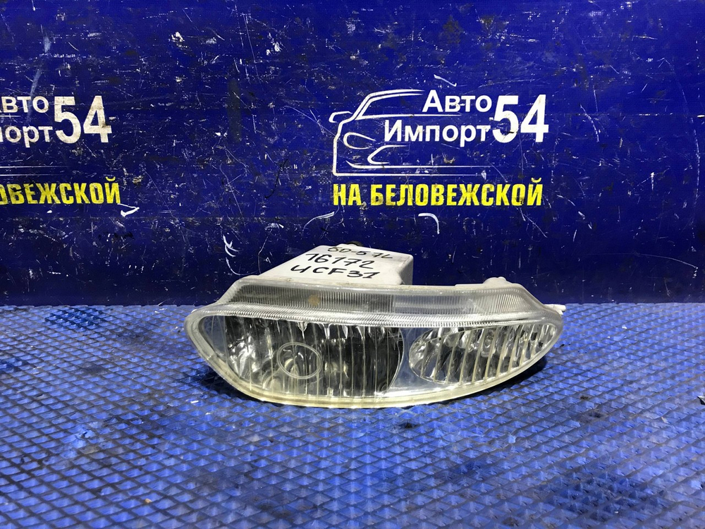 Туманка левая TOYOTA CELSIOR 2000-2003