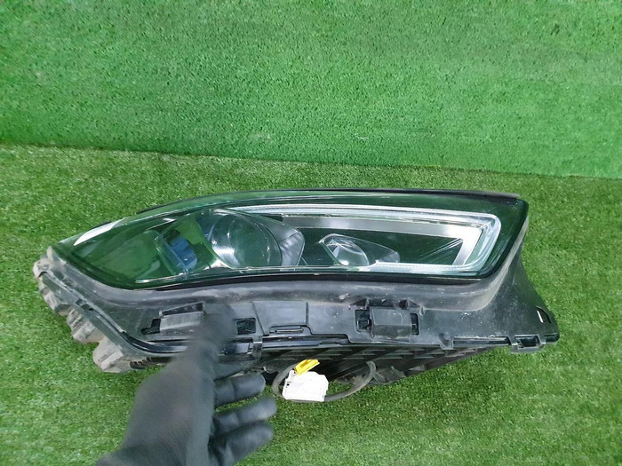 Фара правая Mercedes AMG GT (17-24) Multibeam LED