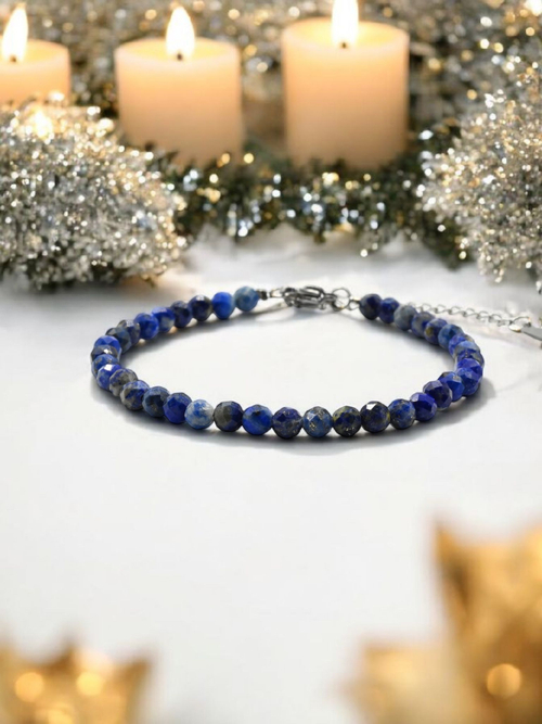 Браслет с натуральными камнями из лазурита