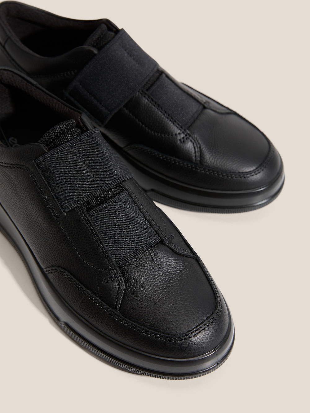 Кроссовки женские ECCO Move W