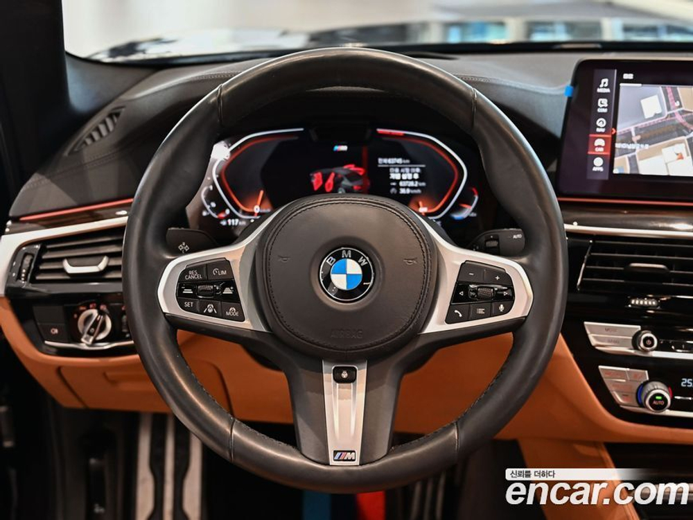 BMW 5 Series (G30) 520i M Sports (12.2020)
