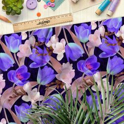 Ткань шелк Армани неоновые тюльманы на тёмно-фиолетовом фоне