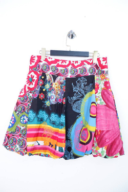 Юбка яркой расцветки, маркировка 38, визуально на 44 размер