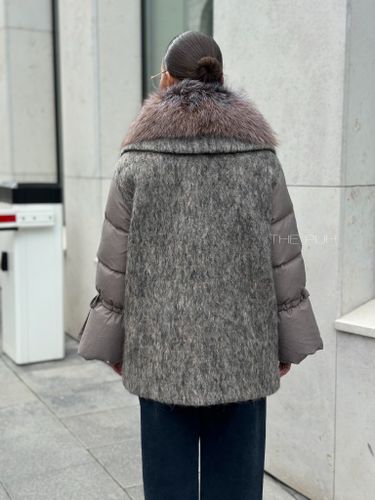 Комбинированный пуховик с шерстяными вставками в цвете капучино