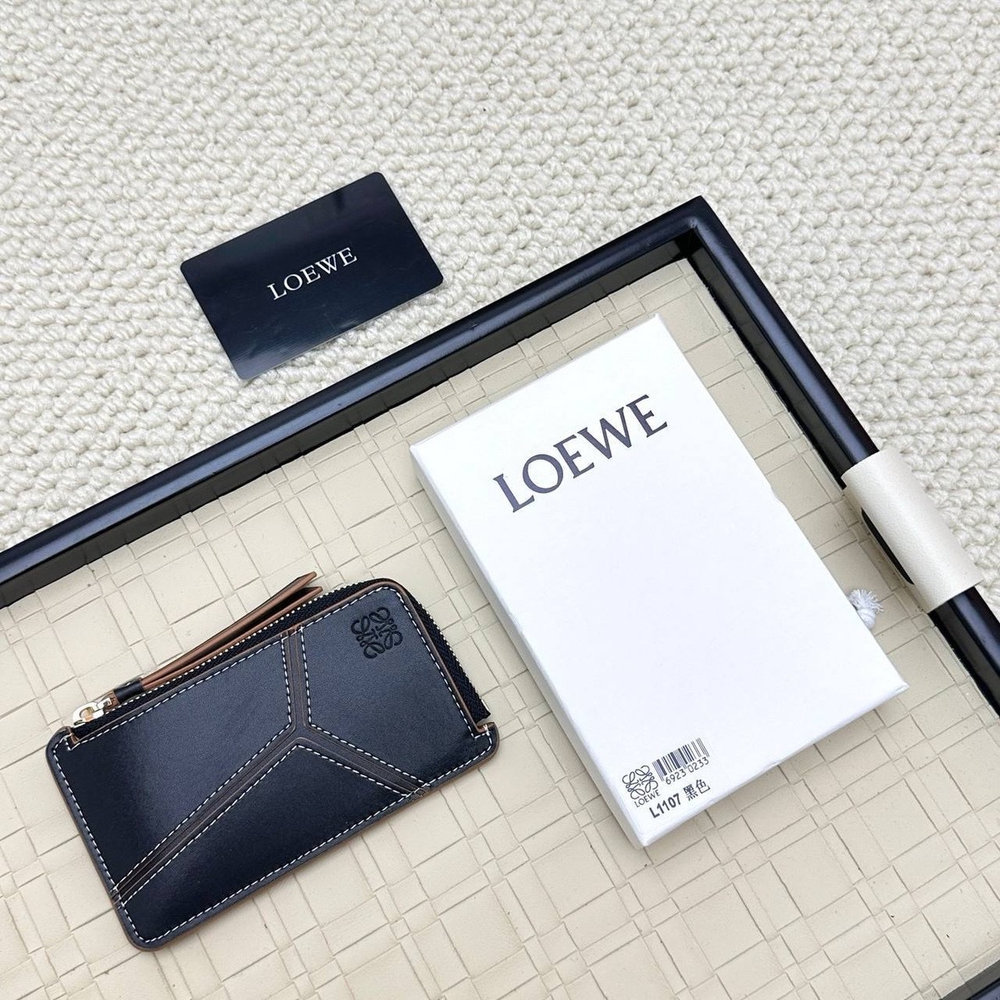 Картхолдер Loewe