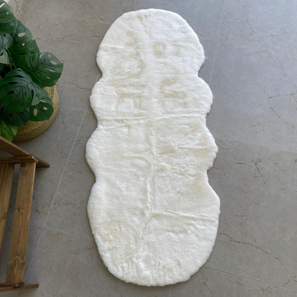 Шкура коврик меховой прикроватный искусственный, 150х60см. (из 2-х шт).