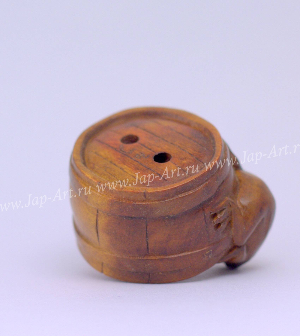 Нэцкэ Черепаха и лягушка в бочке