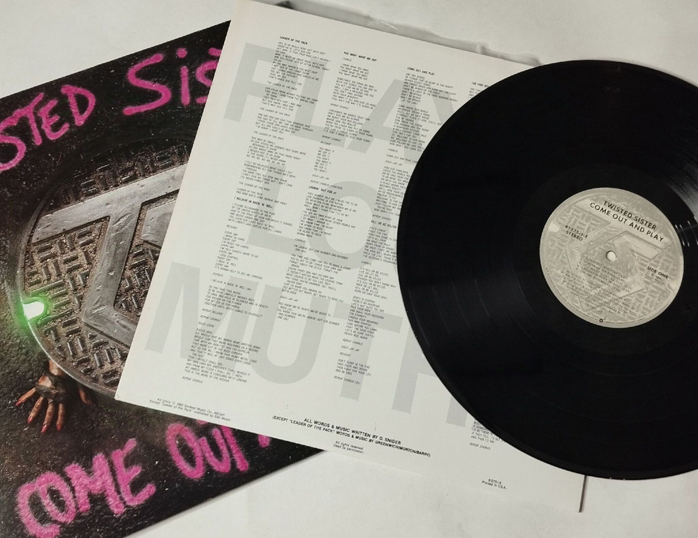 Винтажная виниловая пластинка LP Twisted Sister Come Out And Play (USA 1985)