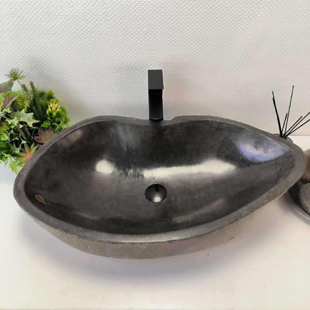 Раковина из речного камня RS-63543 (75*44*16) 0124