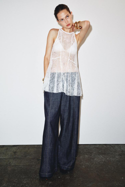 ZARA КРУЖЕВНОЕ ПЛАТЬЕ-ХАЛТЕР, БЕЛЫЙ