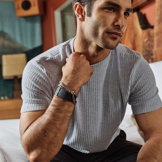 Кожаный люксовый ремешок для Whoop 5.0 LeatherLuxe Straight Band Black/Cream with Titanium