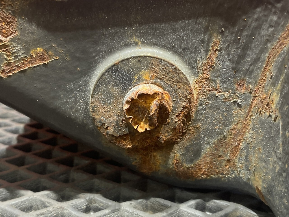 Кронштейн полурессоры передней