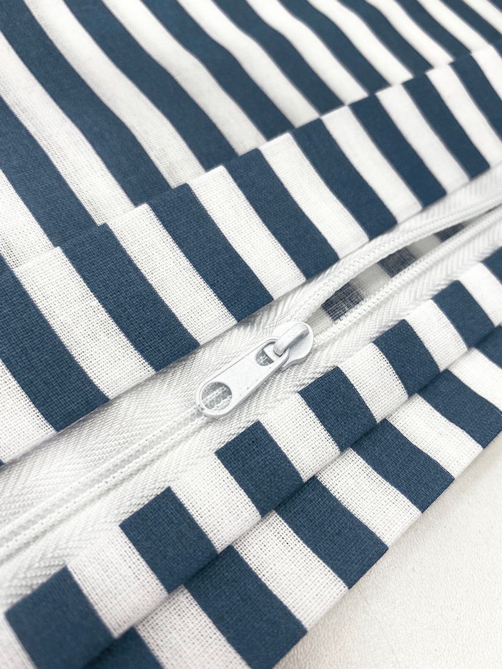 Постельное белье поплин Сказка "WANTED (компаньон)" евро Наволочка 50х70 см 2 шт Простынь на резинке 180x200 см Пододеяльник 200x215 см