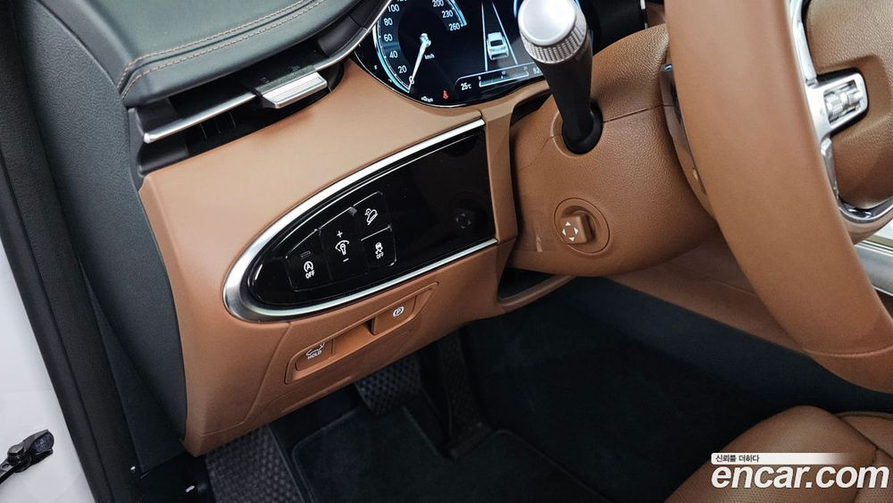Genesis GV70 2.5T Бензин AWD (02.2022)