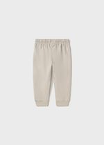 спортивный костюм с футболкой