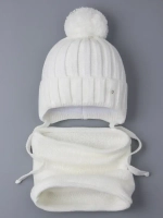 Шапка осенняя вязаная и снуд для мальчика