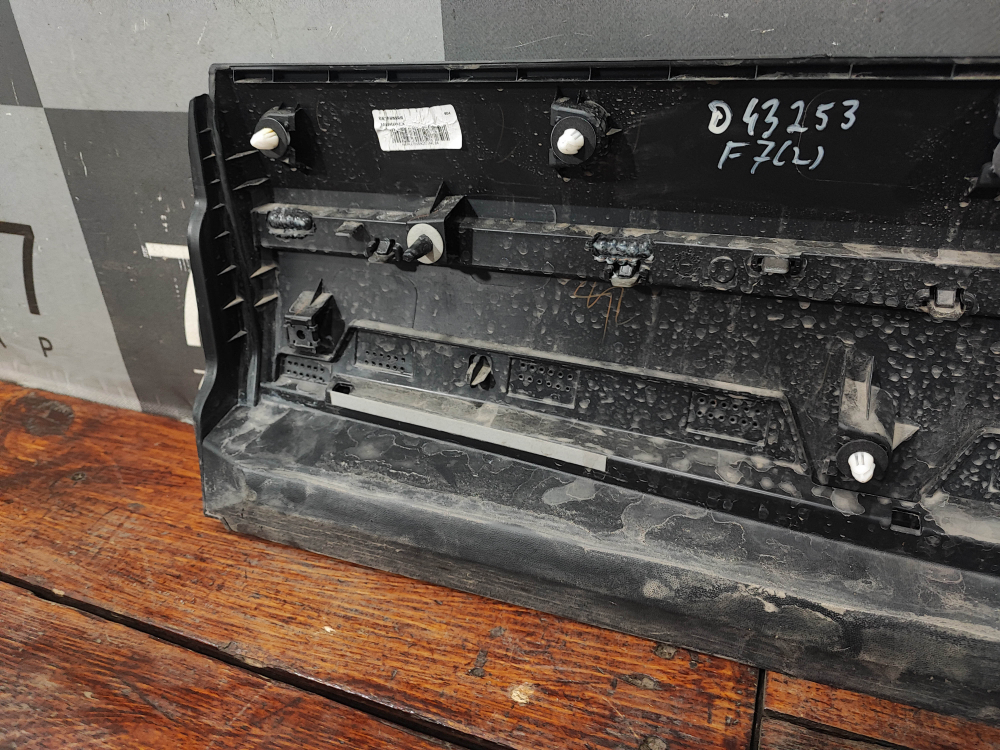 Накладка двери задней правой Haval F7 2 24-нв Б/У Оригинал 5006141XKN02A