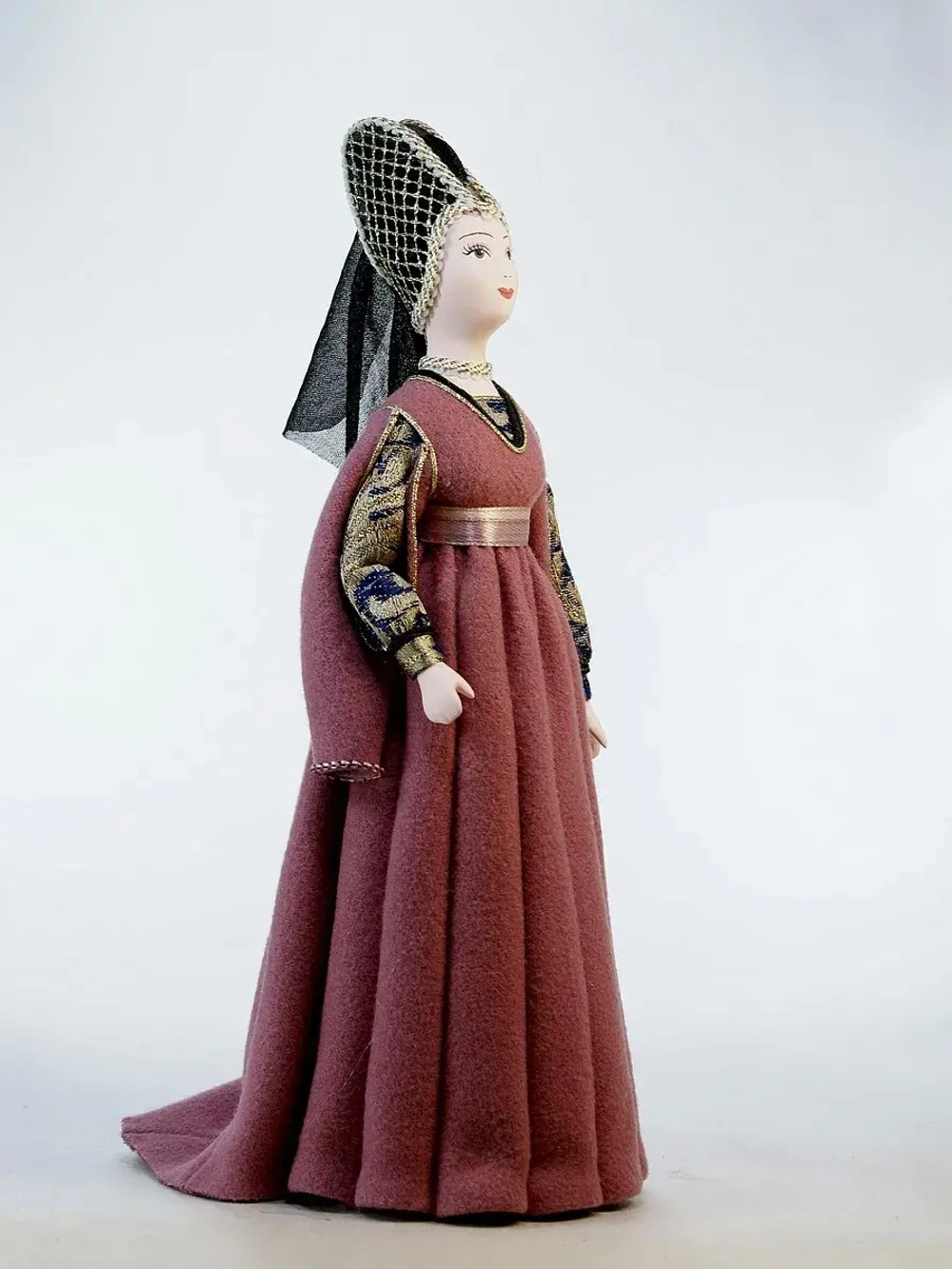 Кукла коллекционная в праздничном костюме Флоренция