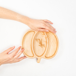 Менажница деревянная из сибирского кедра для подачи блюд и закусок с гравировкой "ТЫКОВКА". MG105