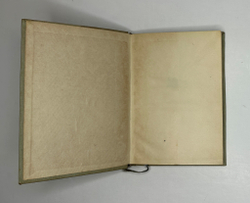 Лонг. Дафнис и Хлоя. М.; Л.: Academia, 1935 г. Суперобложка.