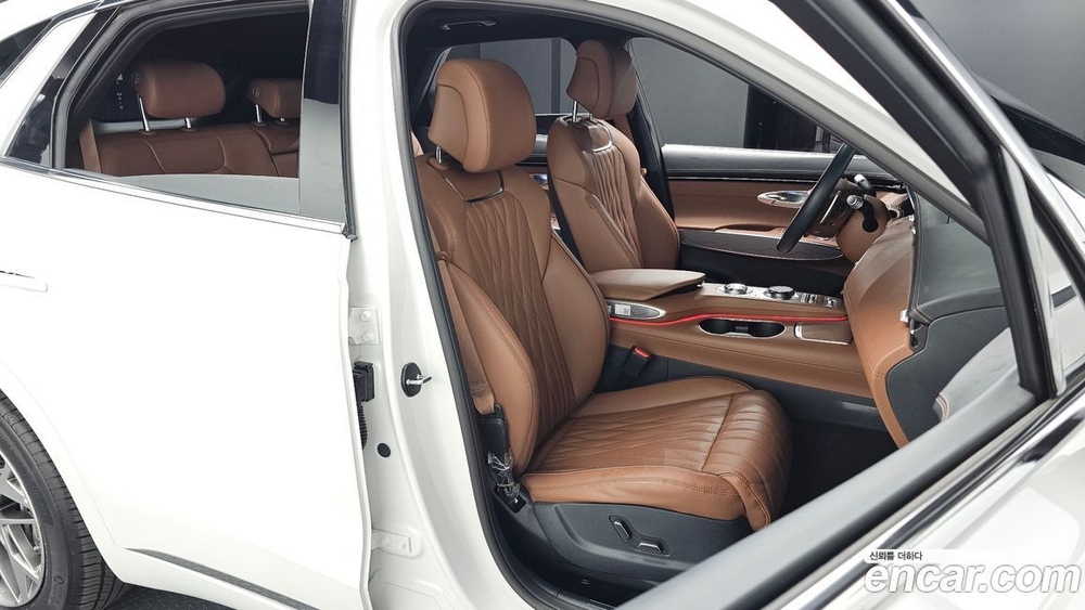 Genesis GV70 2.5T Бензин AWD (11.2022)