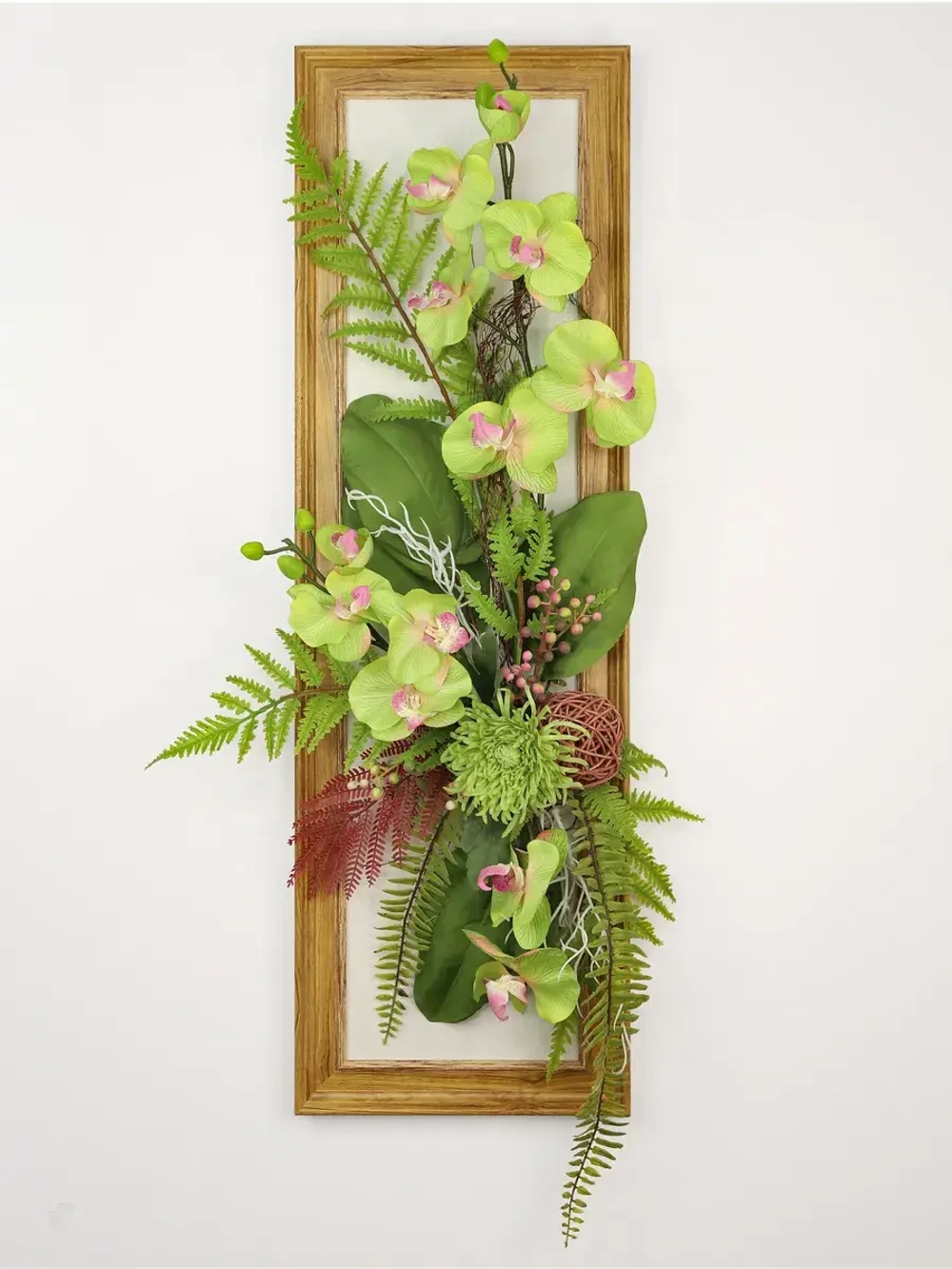 Искусственные цветы для декора стен