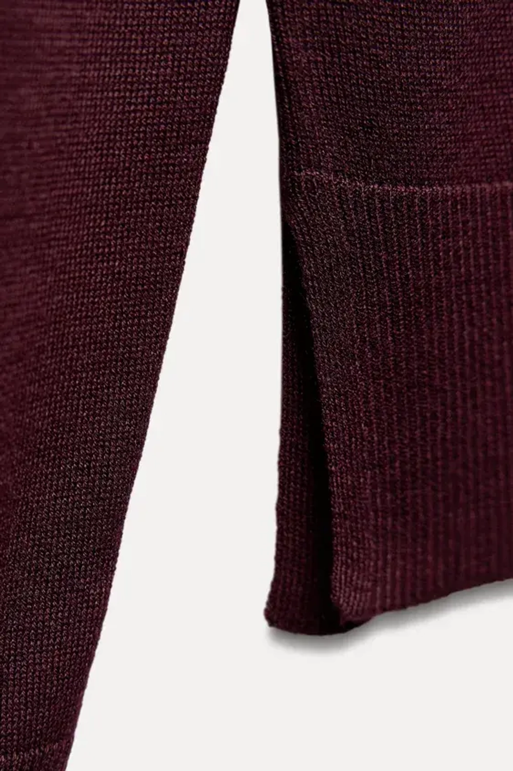 ZARA БАЗОВЫЙ ДЖЕМПЕР ИЗ ТОНКОГО ТРИКОТАЖА, ЦВЕТ БУРГУНДСКОГО ВИНА