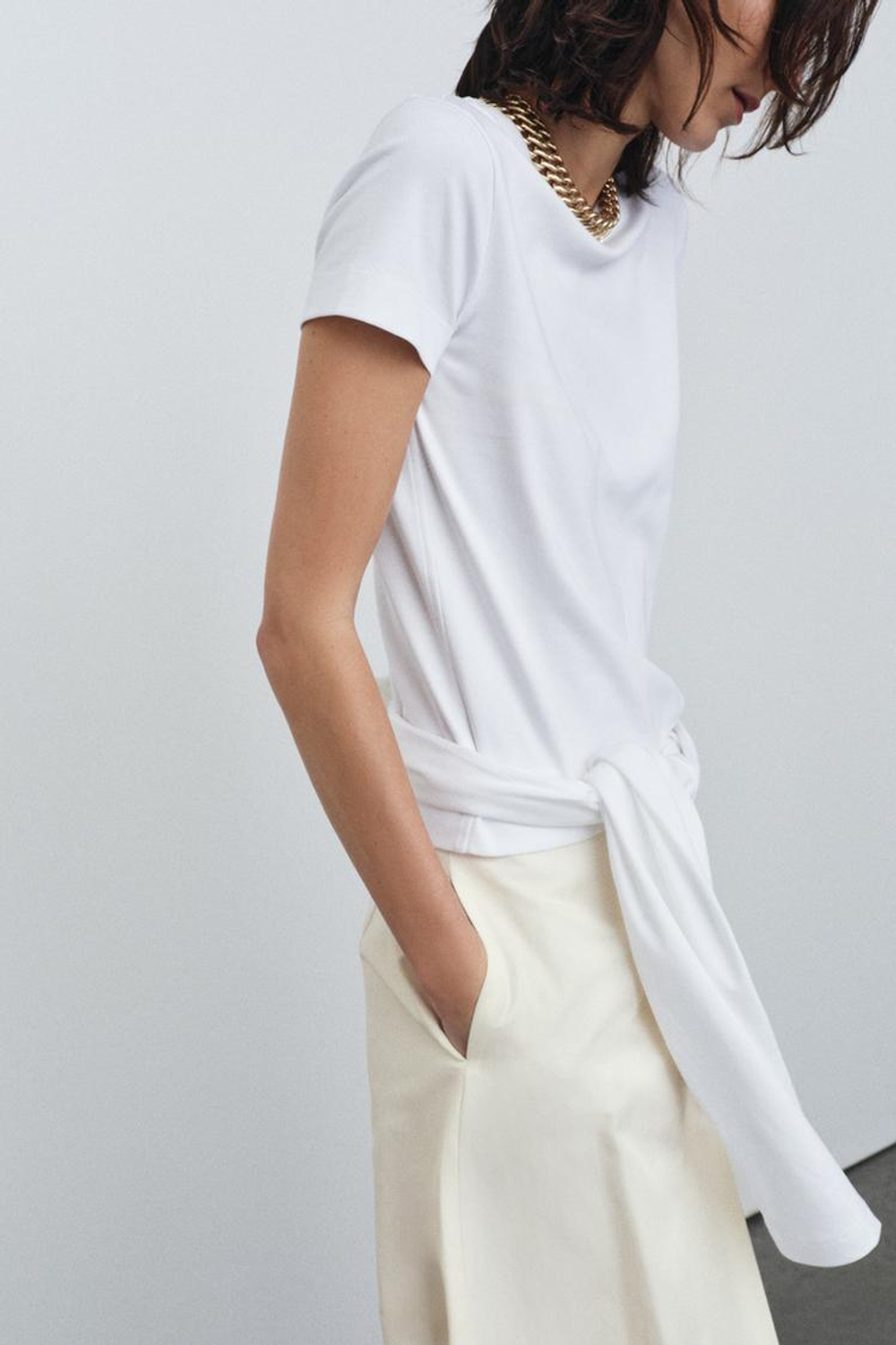 ZARA ФУТБОЛКА INTERLOCK С КОРОТКИМИ РУКАВАМИ, БЕЛЫЙ