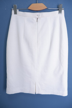 Юбка прямая светлая 48 размер