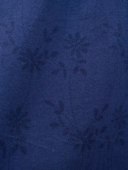 Платье с квадратным вырезом