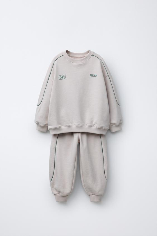 ZARA КОМПЛЕКТ ИЗ ТОЛСТОВКИ И БРЮК-ДЖОГГЕРОВ, СВЕТЛО-БЕЖЕВЫЙ