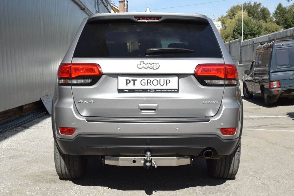 Фаркоп с унив. электрикой Smart, съемный квадрат, с НЕРЖ накладкой JEEP Grand Cherokee 2013- (паспорт и сертификат) ПТ ГРУПП.JGC-13-991124.00