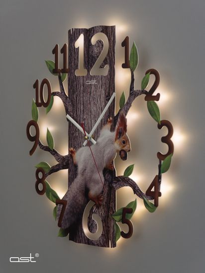 Настенные часы с подсветкой "Белка" 42