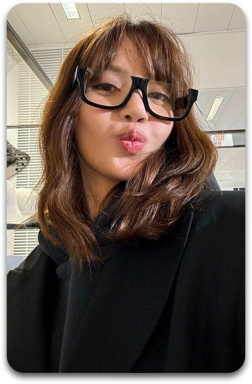 Карта #3341 / Lisa (BLACKPINK)