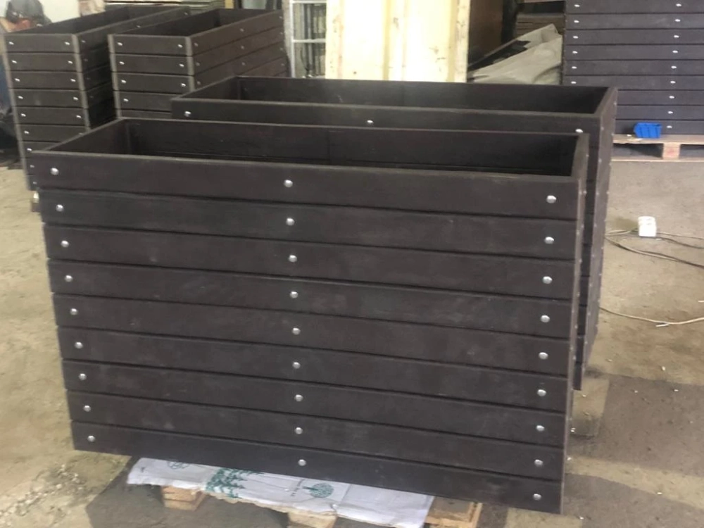 Кашпо для цветов уличное прямоугольное Арт. Flo — долговечное ограждение и озеленение из полимер-песчаного композита