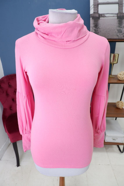 Водолазка розовая 46 размер
