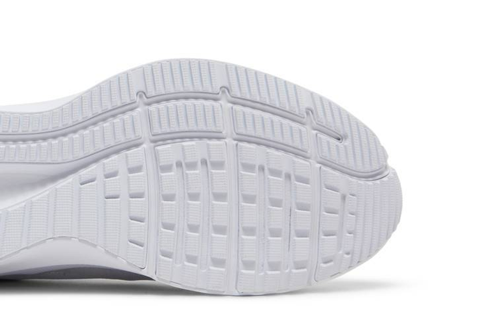 Кроссовки Nike Quest 4 (Женская размерная сетка)