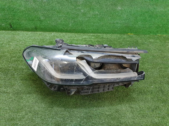 Фара правая BMW 5er G30 (2020-2023) LED