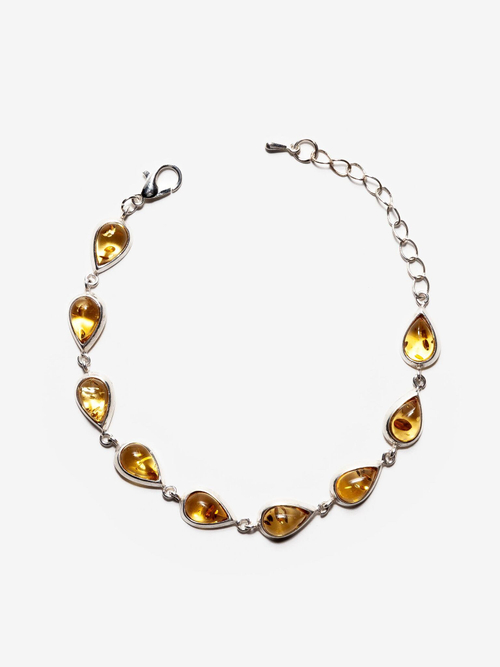 Браслет с натуральным янтарем в бижутерной оправе