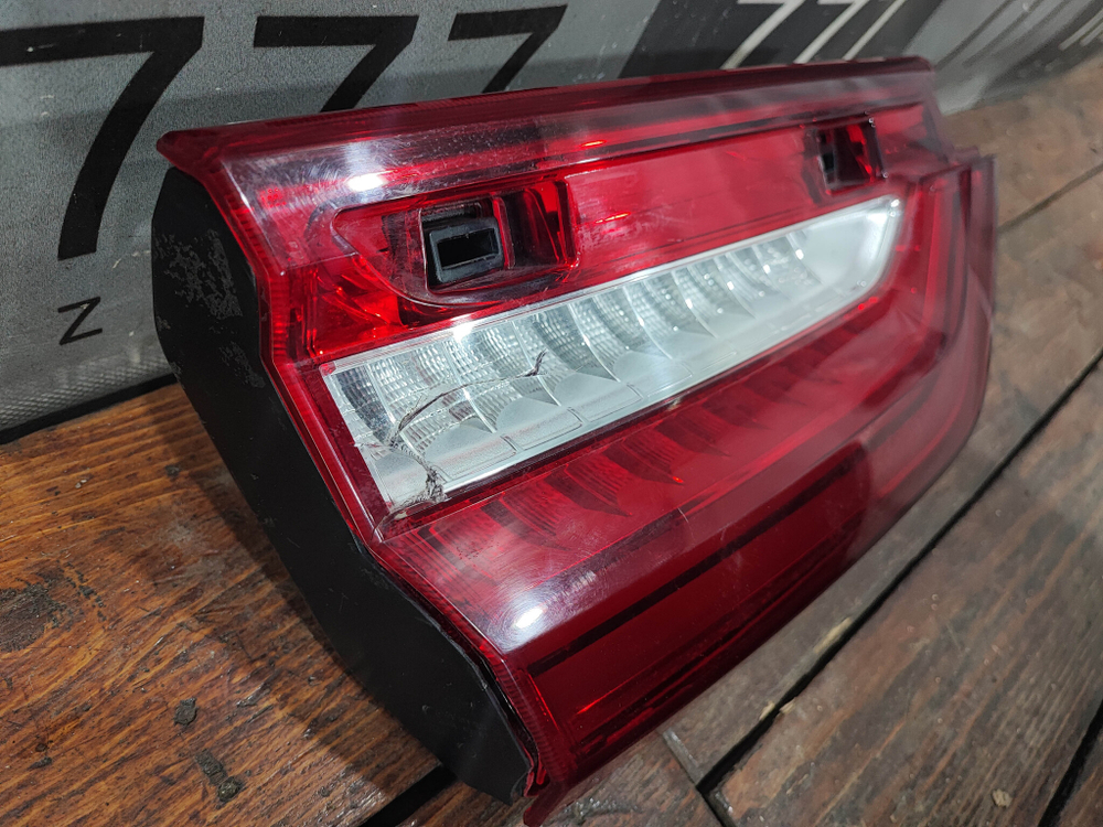 Фонарь задний левый Hongqi HS7 1 19-23 Б/У Оригинал 3716075DA01