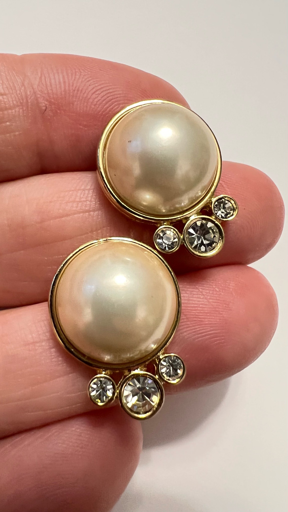 Серьги Liz Claiborne с жемчугом и кристаллами