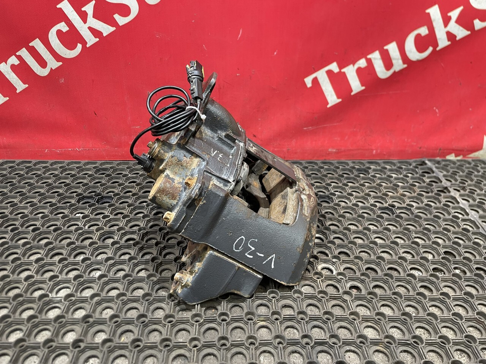 Суппорт зaдний левый 2018г.