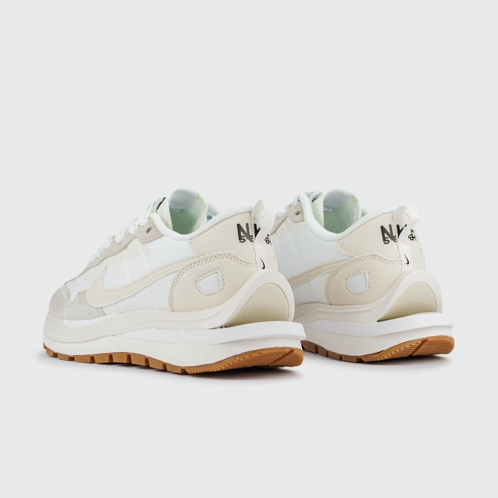 Кроссовки Nike Vapor Waffle x Sacai White / Gum Wmns