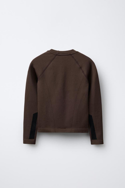 ZARA БЕСШОВНАЯ ФУТБОЛКА, КОРИЧНЕВЫЙ