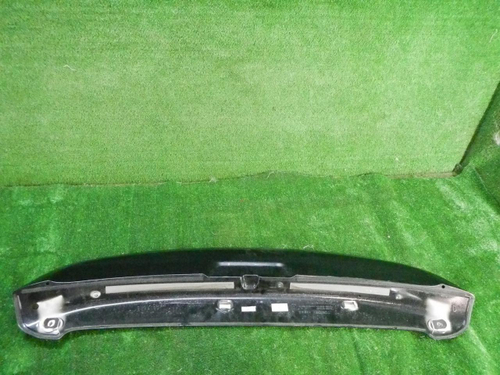 Спойлер крышки багажника Toyota Land Cruiser 200 (2012-2021)