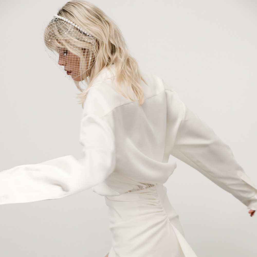 Вуаль белая с жемчужным декором