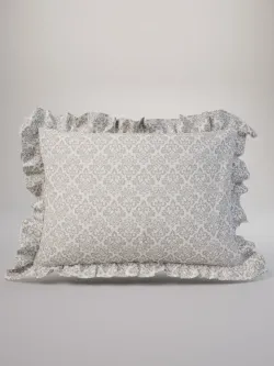 Декоративная наволочка с рюшами, оборками "Классика" 50х70 см, 1 шт, без молнии