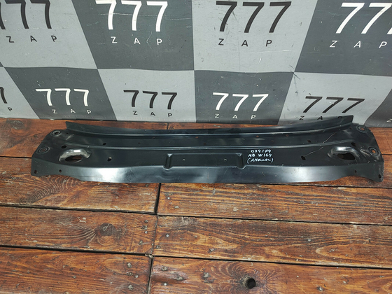 Панель передняя верх Mercedes ML W164 Аналог mb1225143