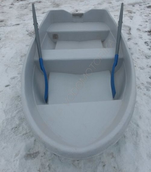 Лодка стеклопластиковая Апрель