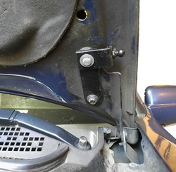 Упор (амортизатор) капота для Honda CR-V 2 (2001-2006) Autoinnovation.04-09